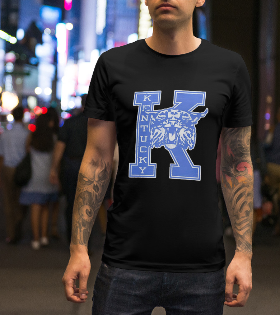 Kentucky Wildcats NCAA Distressed Block Letter K Wildcats Head T-Shirt