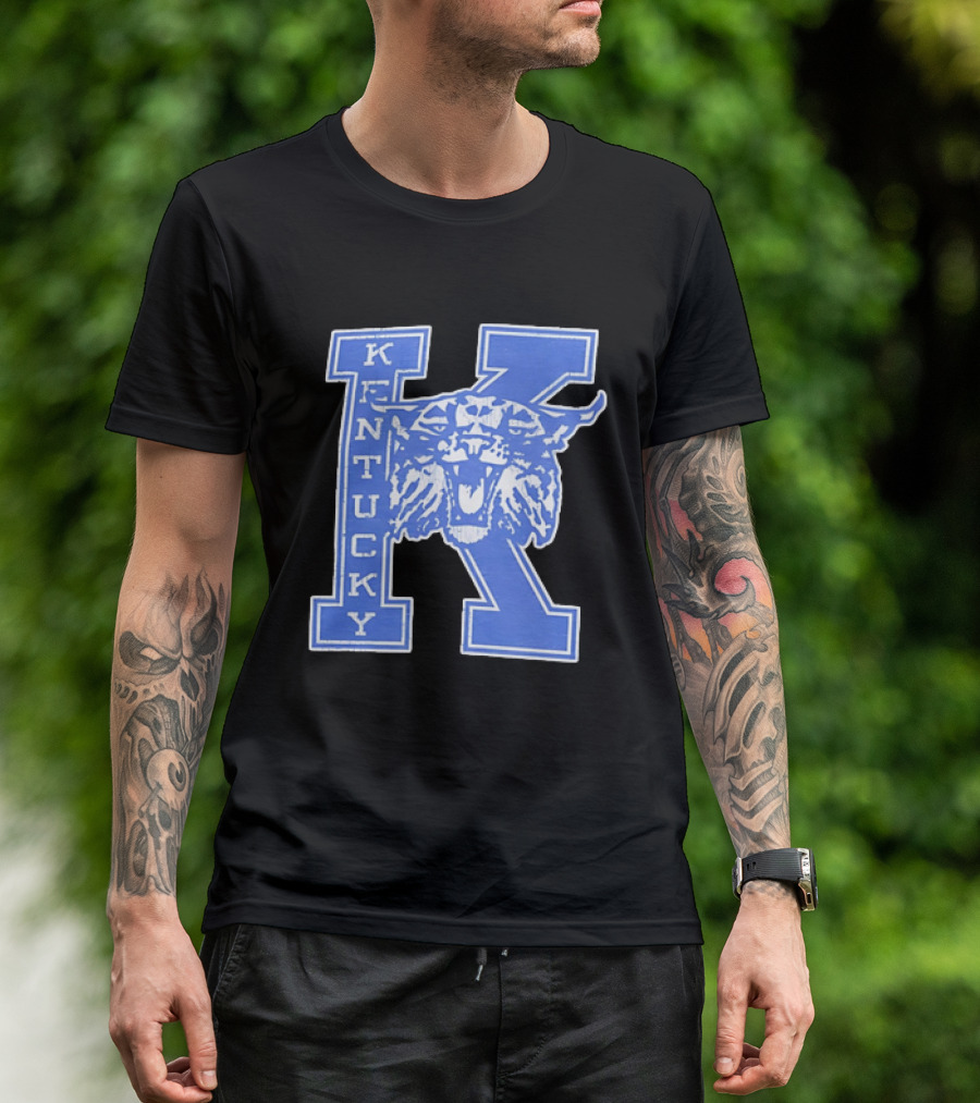 Kentucky Wildcats NCAA Distressed Block Letter K Wildcats Head T-Shirt