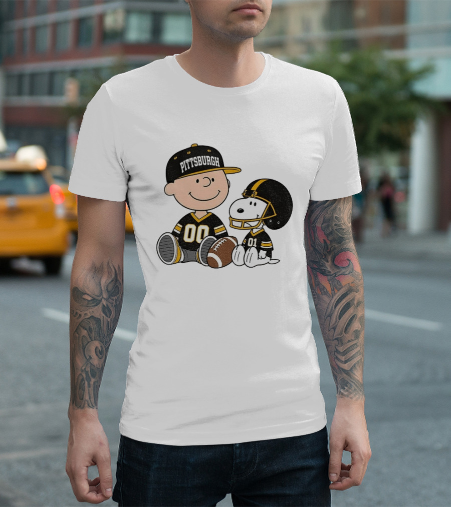 Pittsburgh Football Charlie Brown Snoopy Pigskin Player T-Shirt