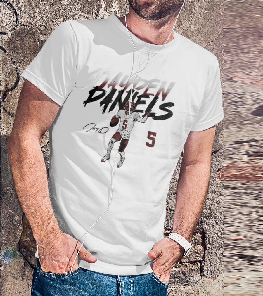 Jayden Daniels Number 5 Washington Football Player Pose T-Shirt