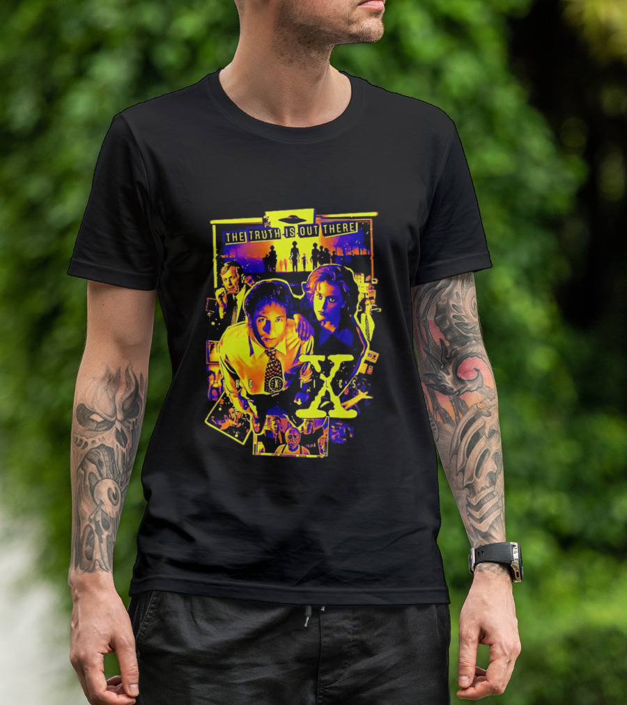 The Truth Is Out There The X Files Mulder Scully 90s TV Series T-Shirt