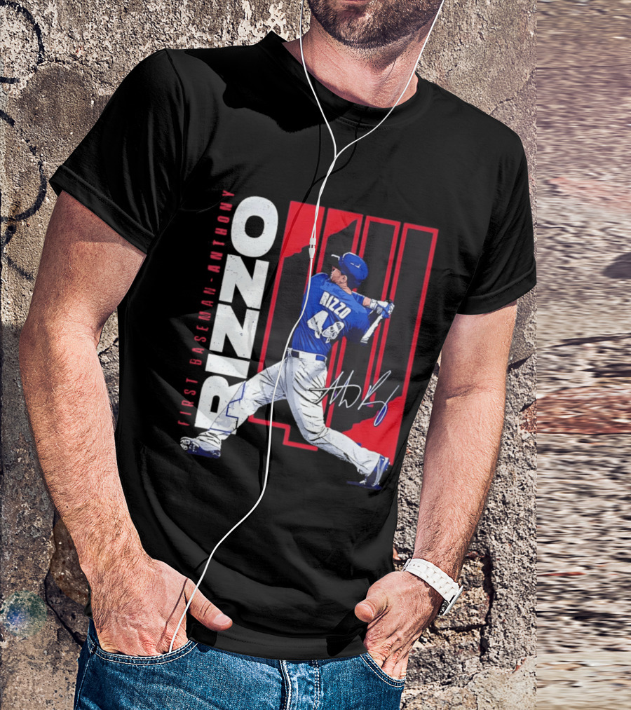 First Baseman Anthony Rizzo Swinging Action 44 Distressed T-Shirt