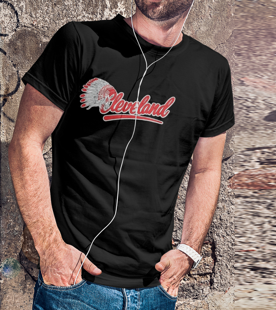 Cleveland Native American Feather Headdress Distressed Script T-Shirt