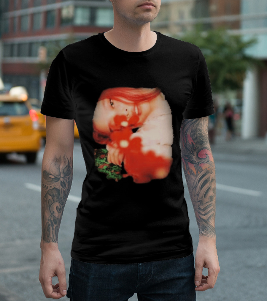 Complex Jennie Flower Photo Red Hair Aesthetic T-Shirt