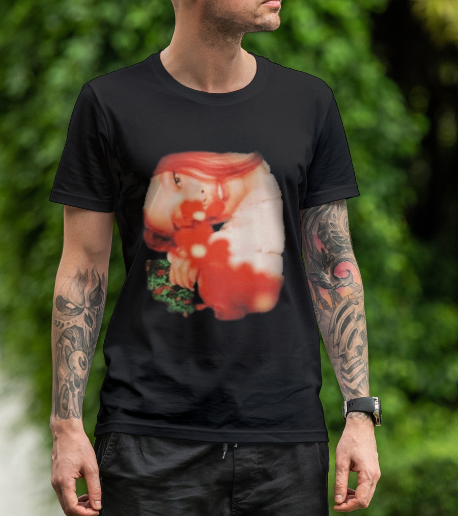 Complex Jennie Flower Photo Red Hair Aesthetic T-Shirt