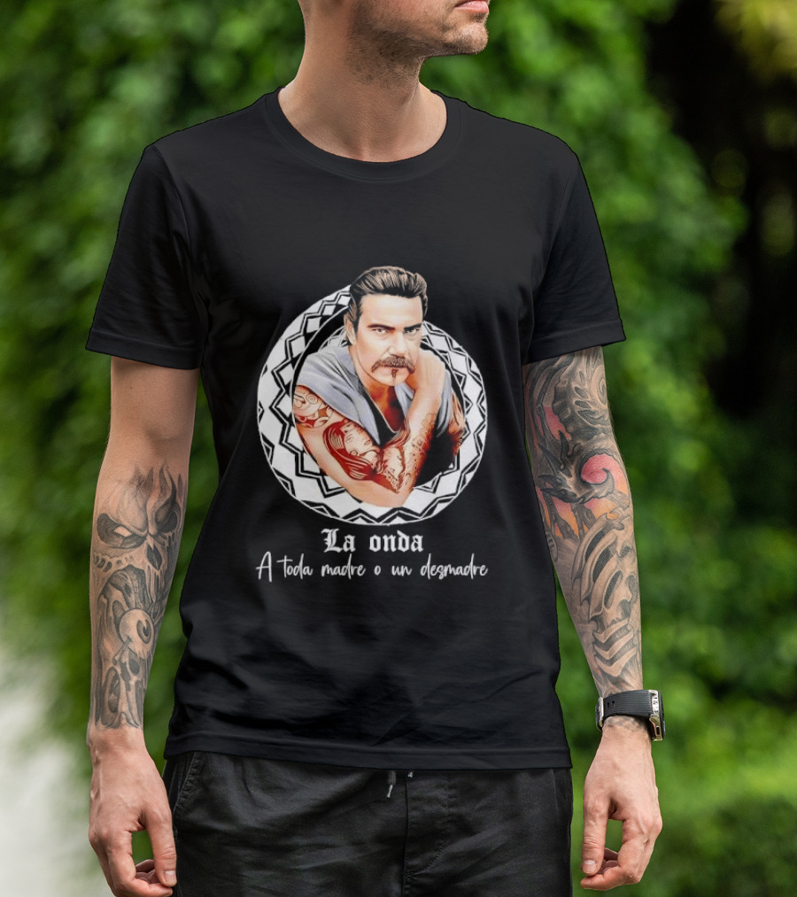 La Onda A Toda Madre O Un Desmadre Tattooed Man Mustache Geometric T-Shirt