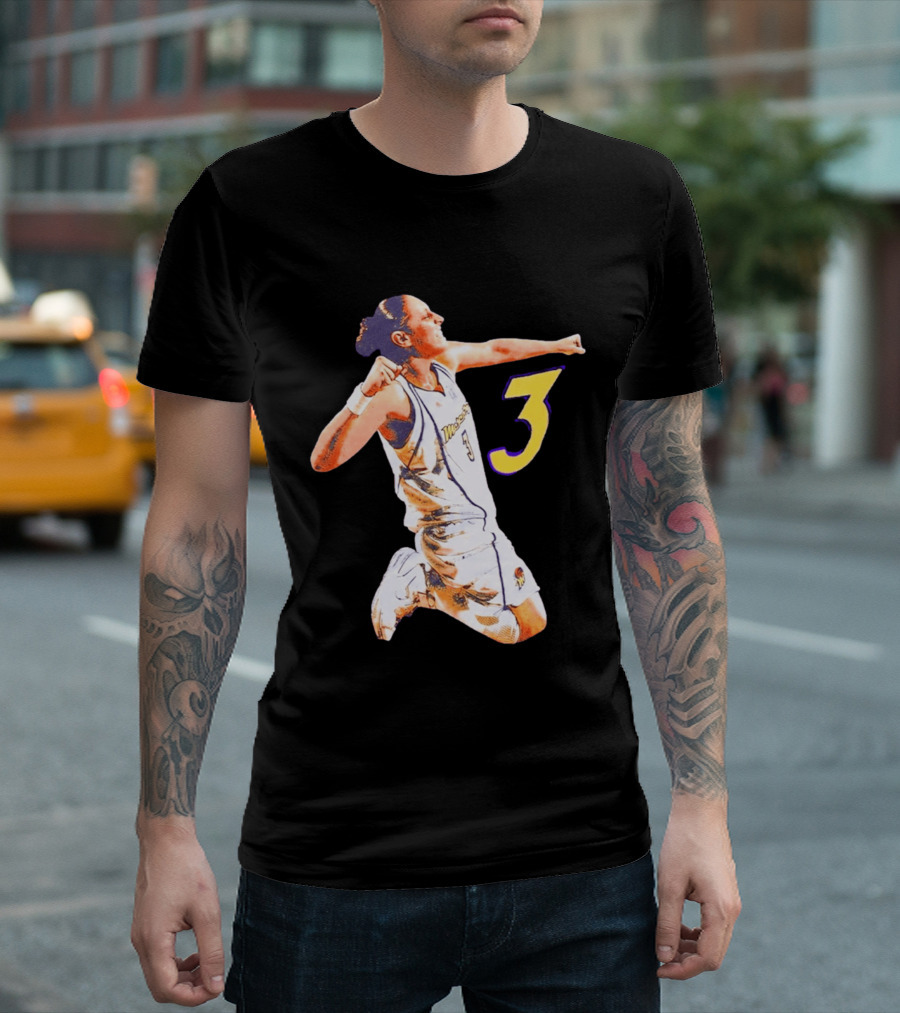Mercury Diana Taurasi Number 3 Celebration Pose T-Shirt