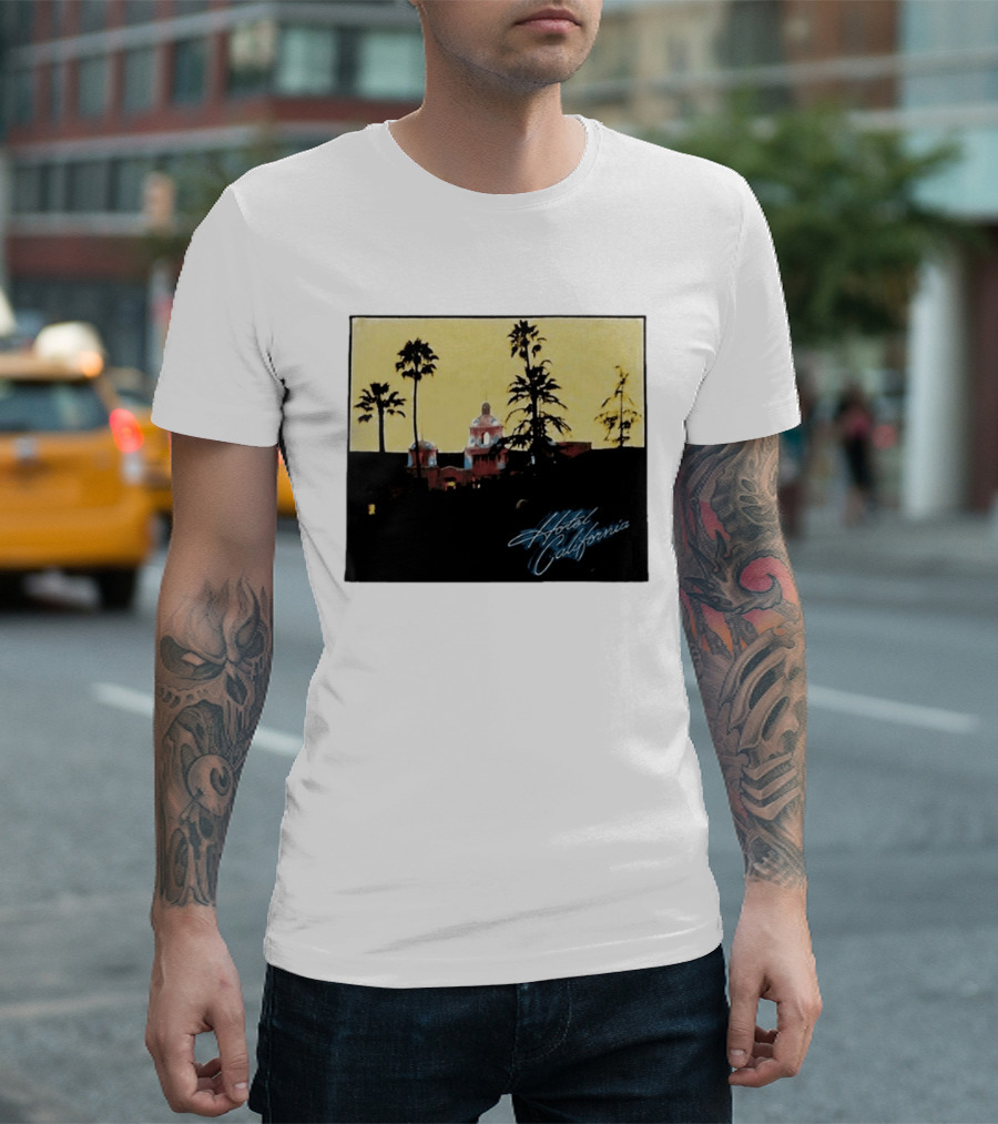Hotel California Resort Scene 90s Eagles Justin Bieber 1995 T-Shirt