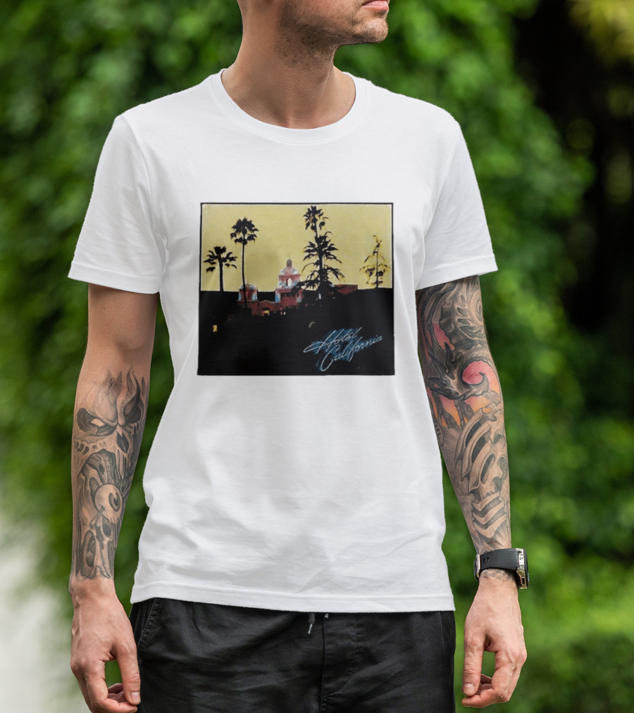 Hotel California Resort Scene 90s Eagles Justin Bieber 1995 T-Shirt