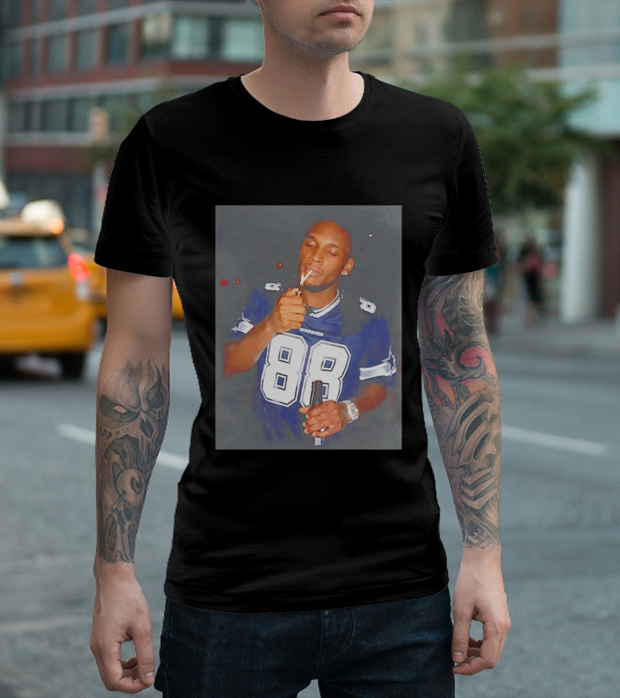 CeeDee Lamb Dallas Cowboys 88 Jersey Holding Beer Smoking T-Shirt