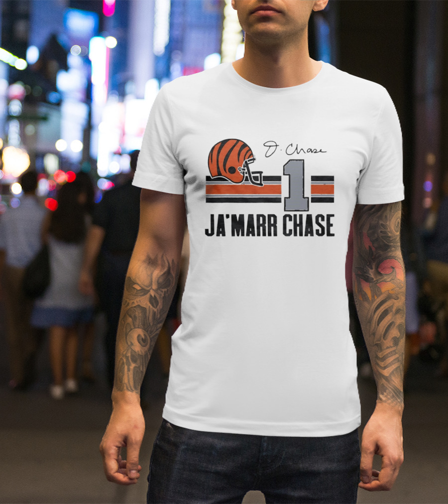 Cincinnati Bengals Ja'Marr Chase Helmet 1 J Signature Stripes Wood Texture T-Shirt