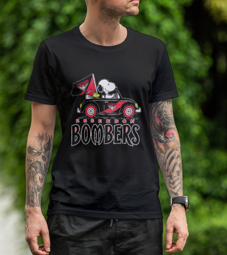 Essendon Bombers Snoopy Woodstock Driving Classic Car With Flag T-Shirt