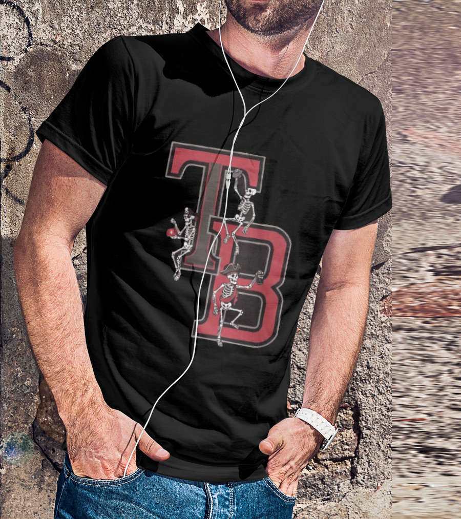 Tampa Bay Buccaneers TB Pirate Skeletons Football T-Shirt