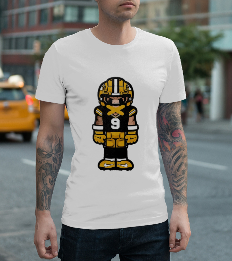 Christian Watson No 9 Chibi Green Bay Packers Football Player T-Shirt