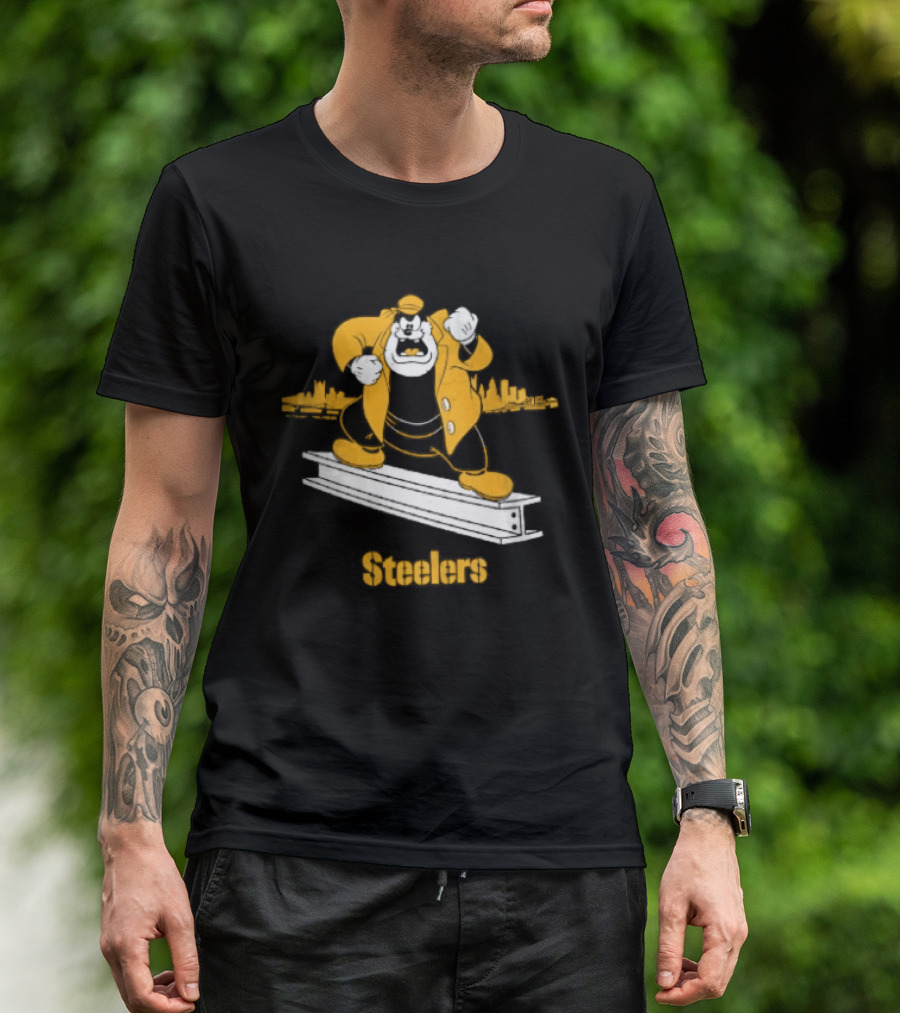 Pittsburgh Steelers Cartoon Pete On Steel Beam Cityscape T-Shirt