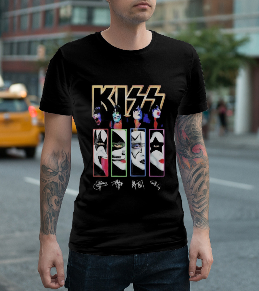 KISS Band Members Faces And Autographs Signature T-Shirt