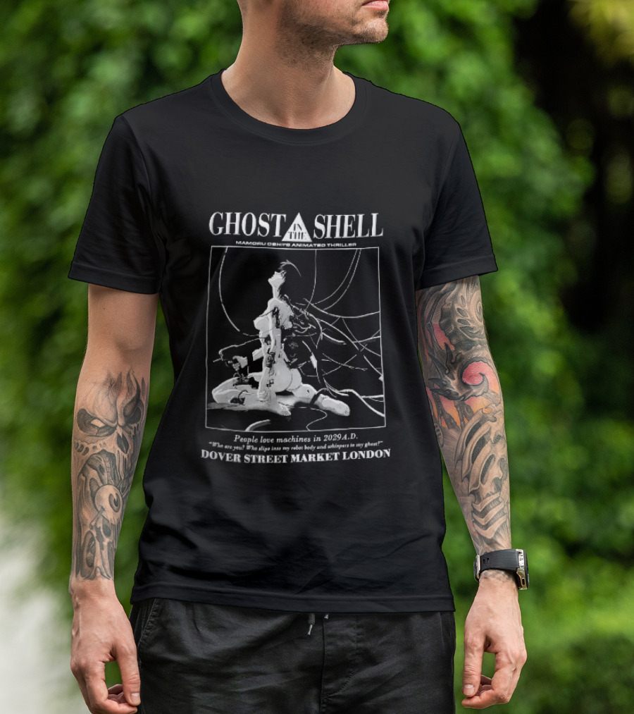 Dover Street Market London Ghost In The Shell Mamoru Oshii 2029 Cyborg Female Wires Gun People Love Machines T-Shirt