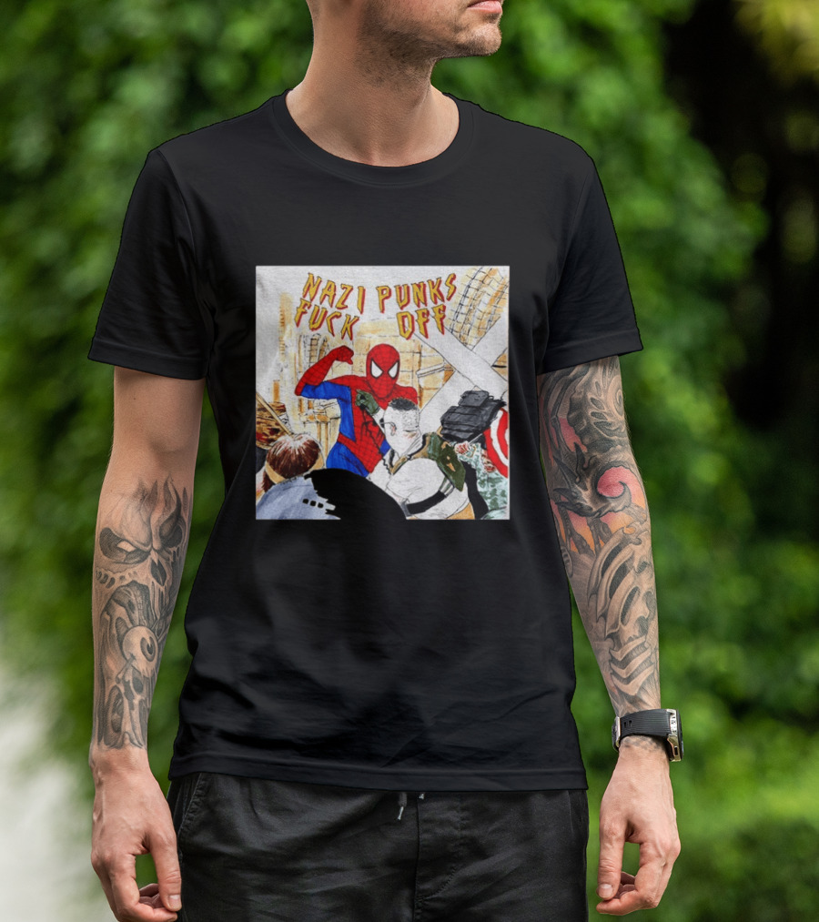 Nazi Punks Fuck Off Spiderman Characters Beating Minneapolis Police Pointing Meme T-Shirt