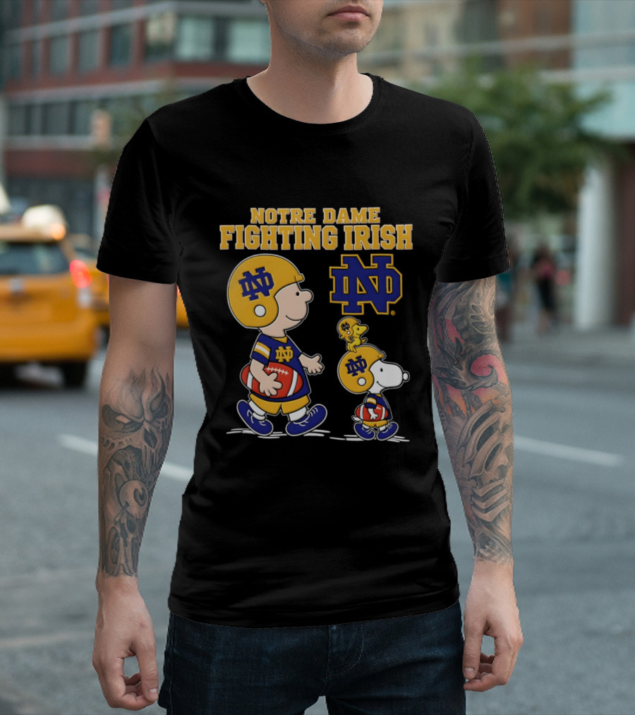 Notre Dame Fighting Irish Snoopy Charlie Brown Football 2026 Peanuts T-Shirt