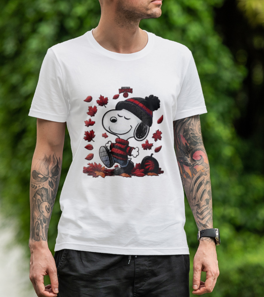 Toronto Raptors Snoopy Autumn Maple Leaves Pumpkin Walking T-Shirt