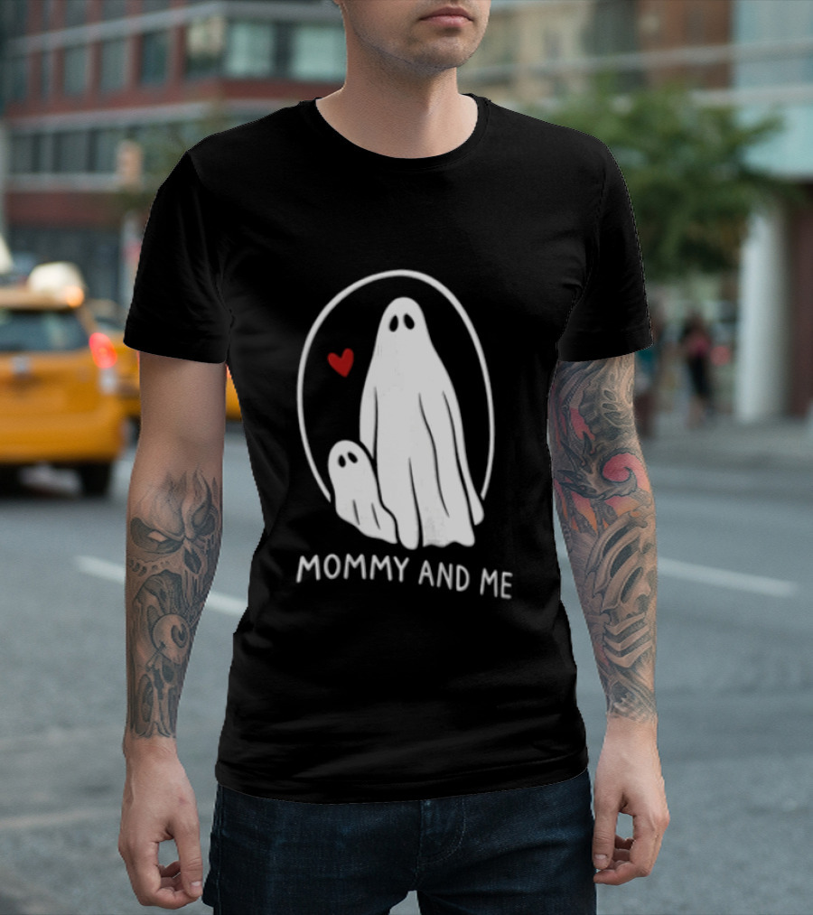 Mommy And Me Ghosts Heart Halloween Matching T-Shirt