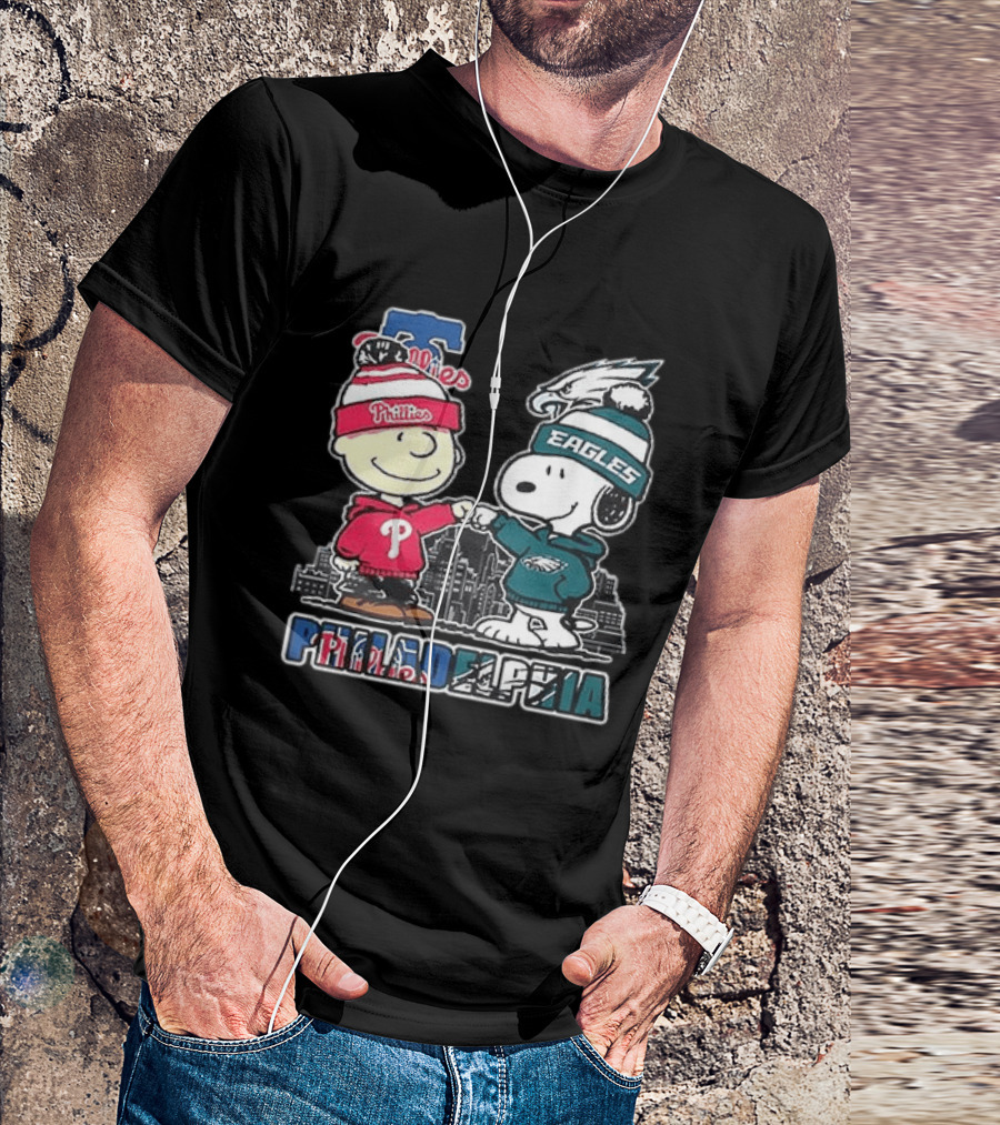 Phillies Eagles Fans Snoopy Philadelphia Collaboration T-Shirt