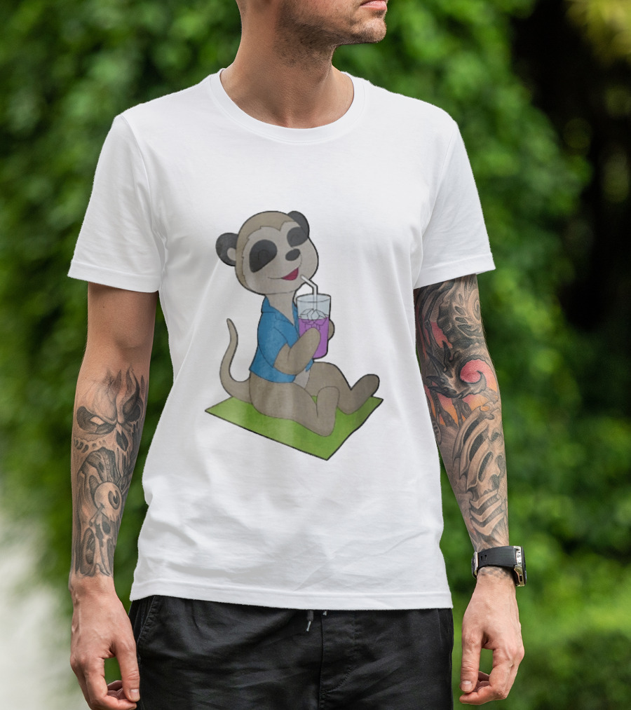 Meerkat Relaxing With Tropical Drink On Beach Towel Summer Fun T-Shirt