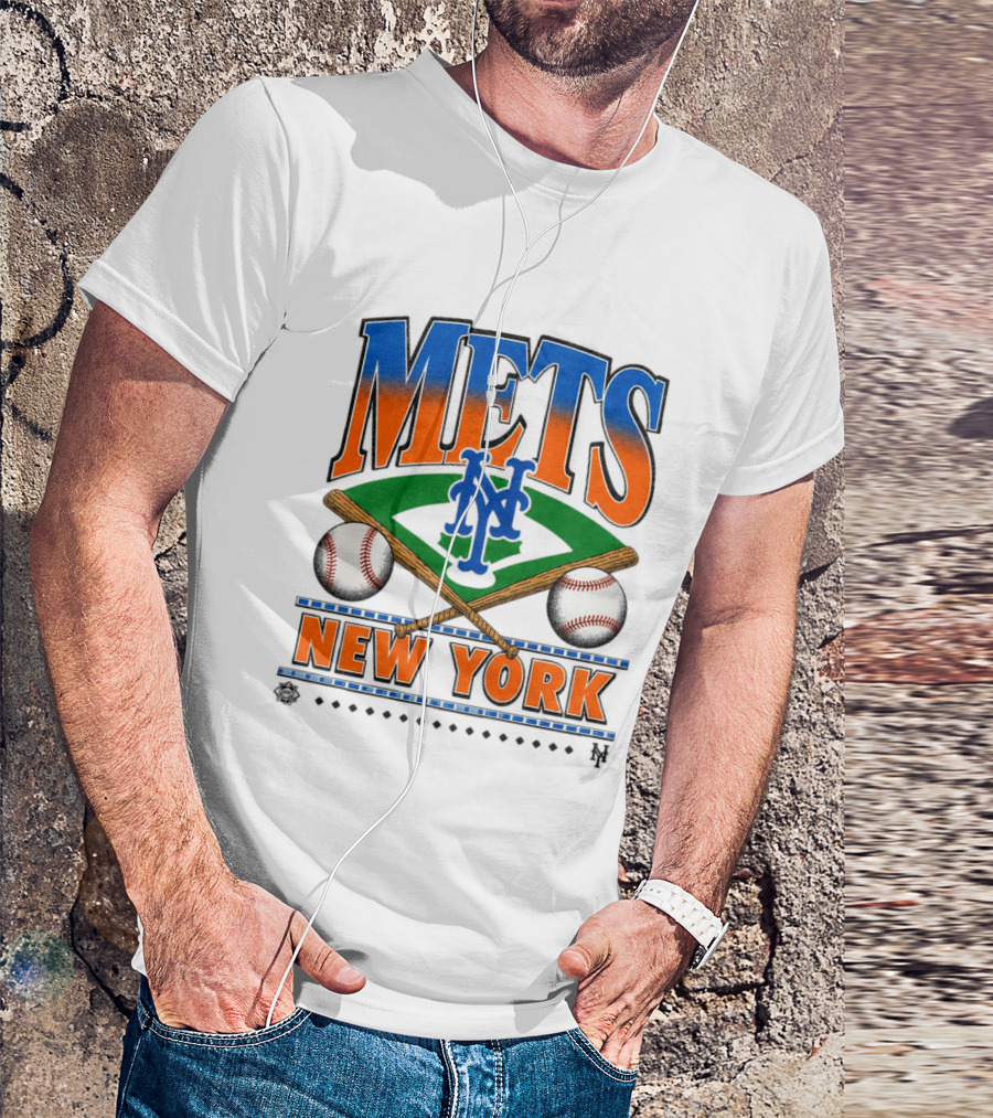 Mets New York Baseball NYC Team Two Bats Two Baseballs Crossed Bat T-Shirt
