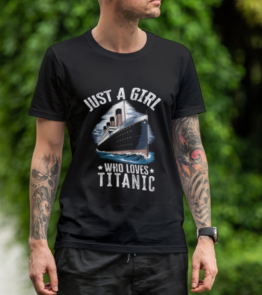Just A Girl Who Loves Titanic Ocean Liner Ship Sailing Waves T-Shirt