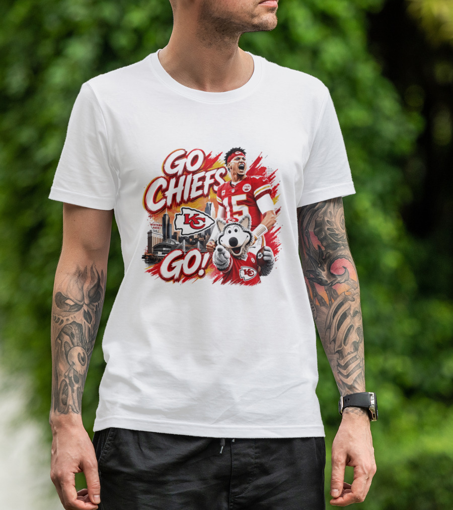 Go Chiefs Kansas City Patrick Mahomes 15 KC Football T-Shirt