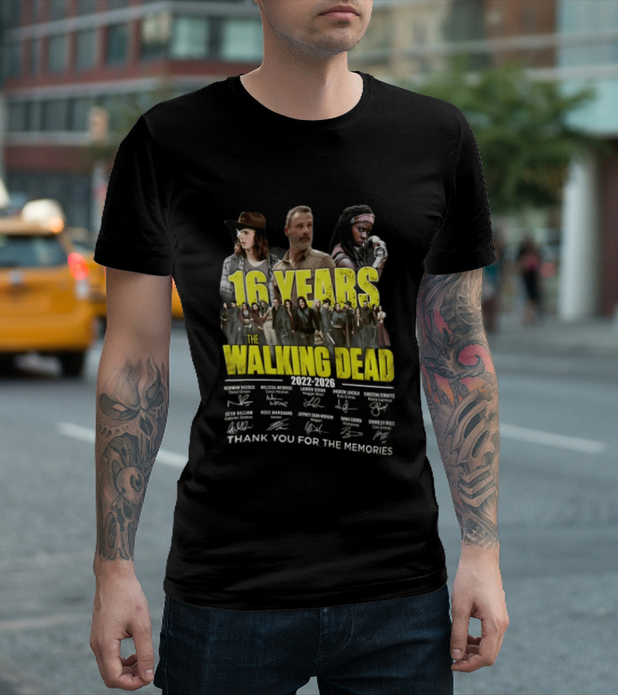 16 Years The Walking Dead 2022 2026 Cast Signatures Thank You For The Memories T-Shirt
