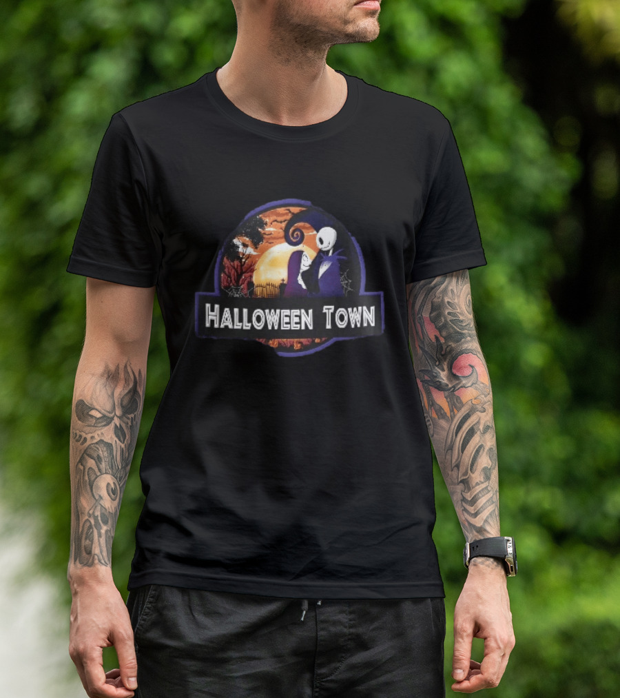 Halloween Town Jack And Sally Graveyard Scene Moonlit T-Shirt