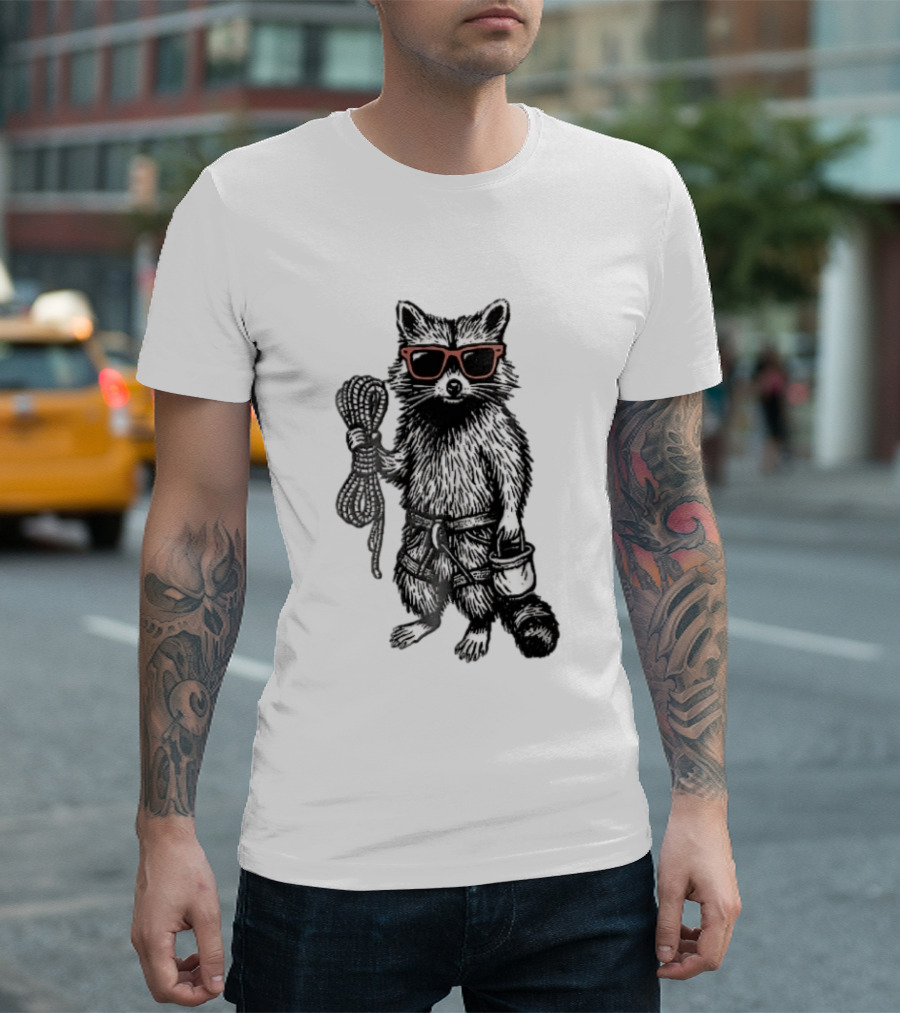 Raccoon Climber Rope Chalk Bag Sunglasses T-Shirt