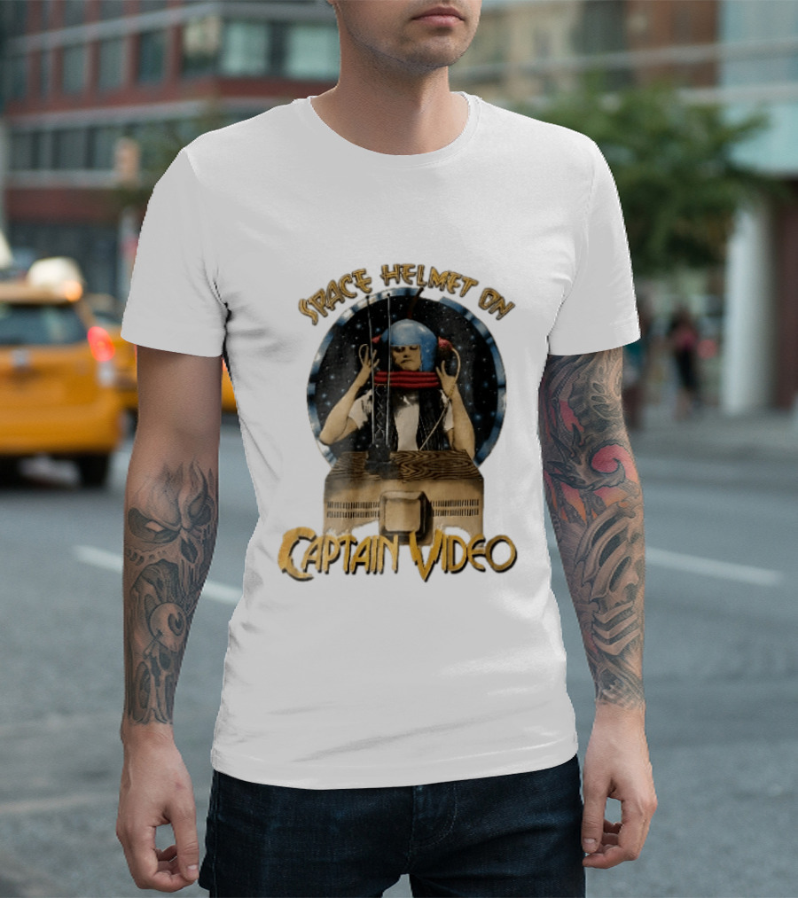 Space Helmet On Captain Video Retro Sci Fi Adventure T-Shirt