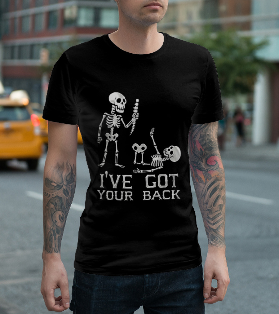 I've Got Your Back Skeleton Humor Holding Spine Over Fallen Body T-Shirt