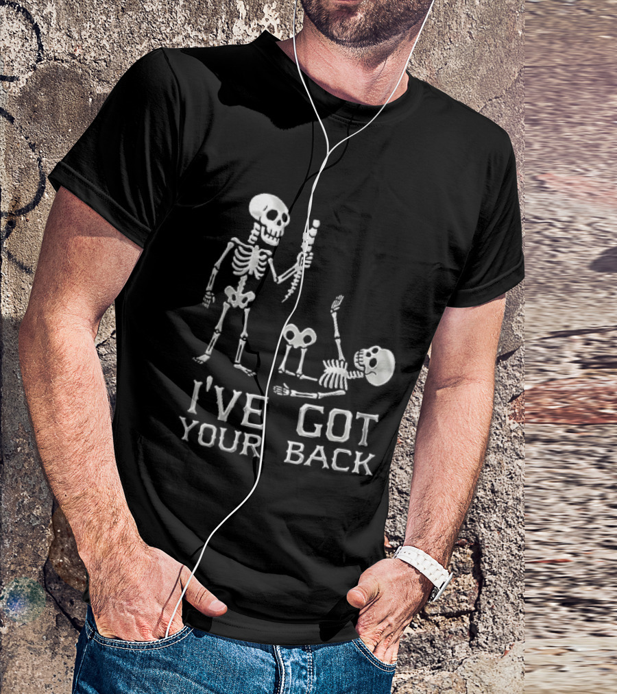 I've Got Your Back Skeleton Humor Holding Spine Over Fallen Body T-Shirt