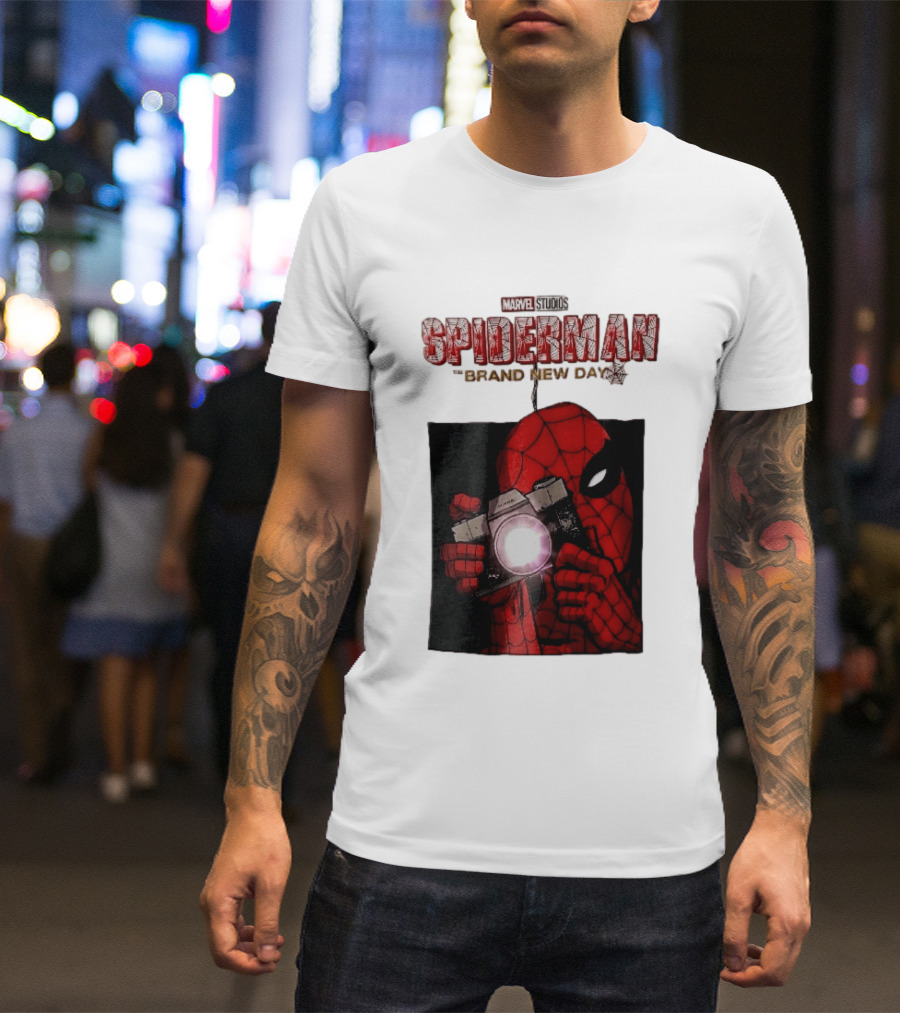 Marvel Studios Spiderman The Brand New Day Masked Hero Camera Flash T-Shirt