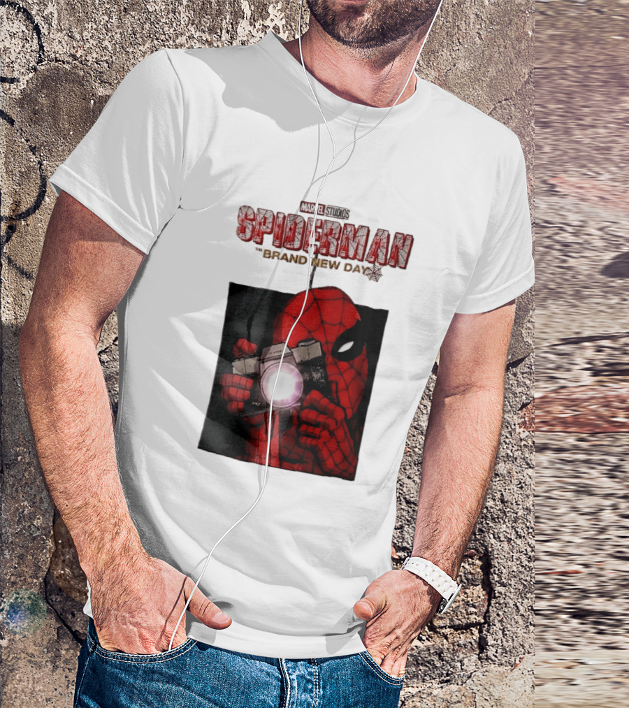 Marvel Studios Spiderman The Brand New Day Masked Hero Camera Flash T-Shirt