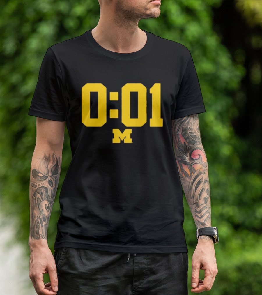 Michigan Wolverines 0.01 Seconds M T-Shirt