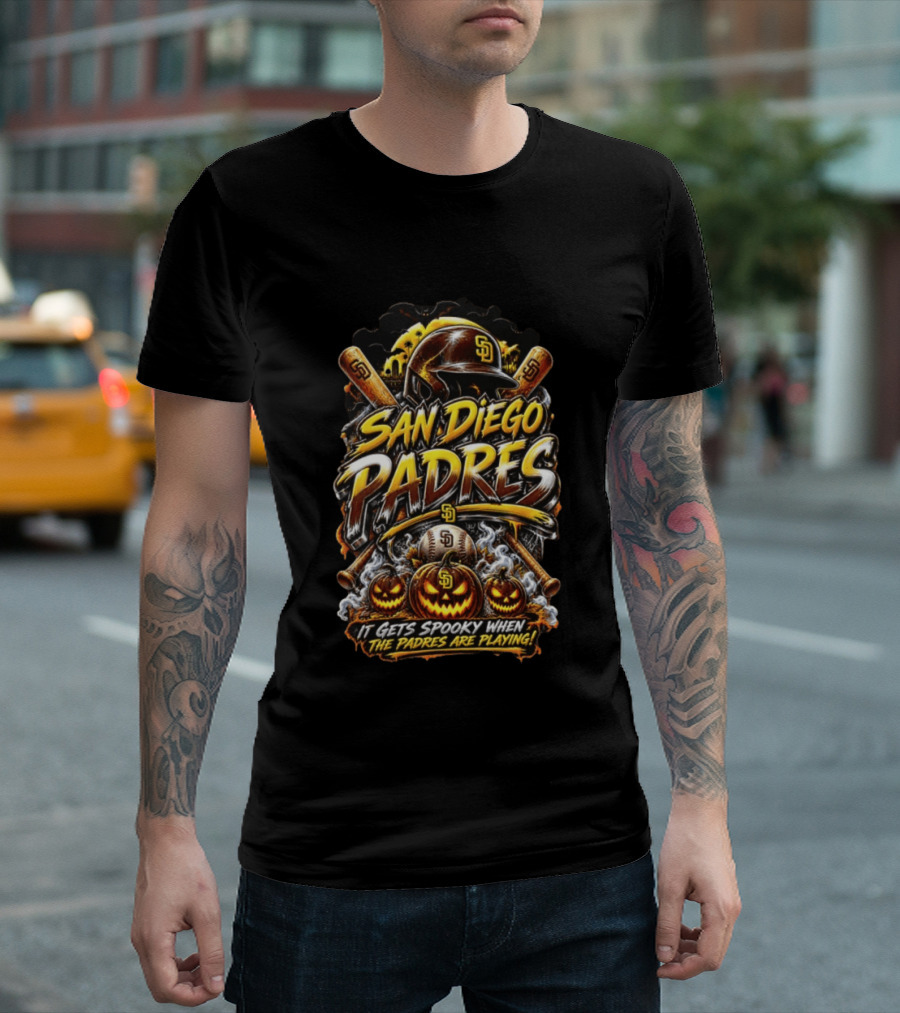 San Diego Padres It Gets Spooky When The Padres Are Playing Halloween Baseball Pumpkins Bats T-Shirt