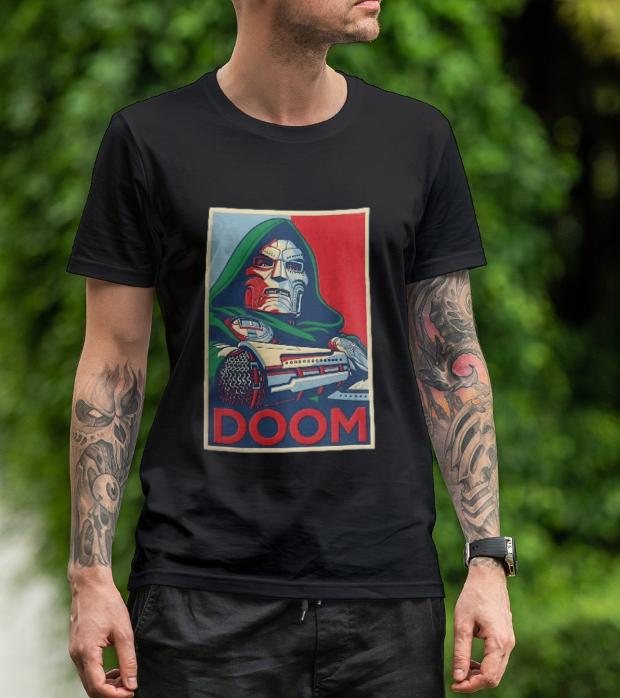 Doom Supervillain Mask Hooded Armored Gauntlets Red Blue T-Shirt