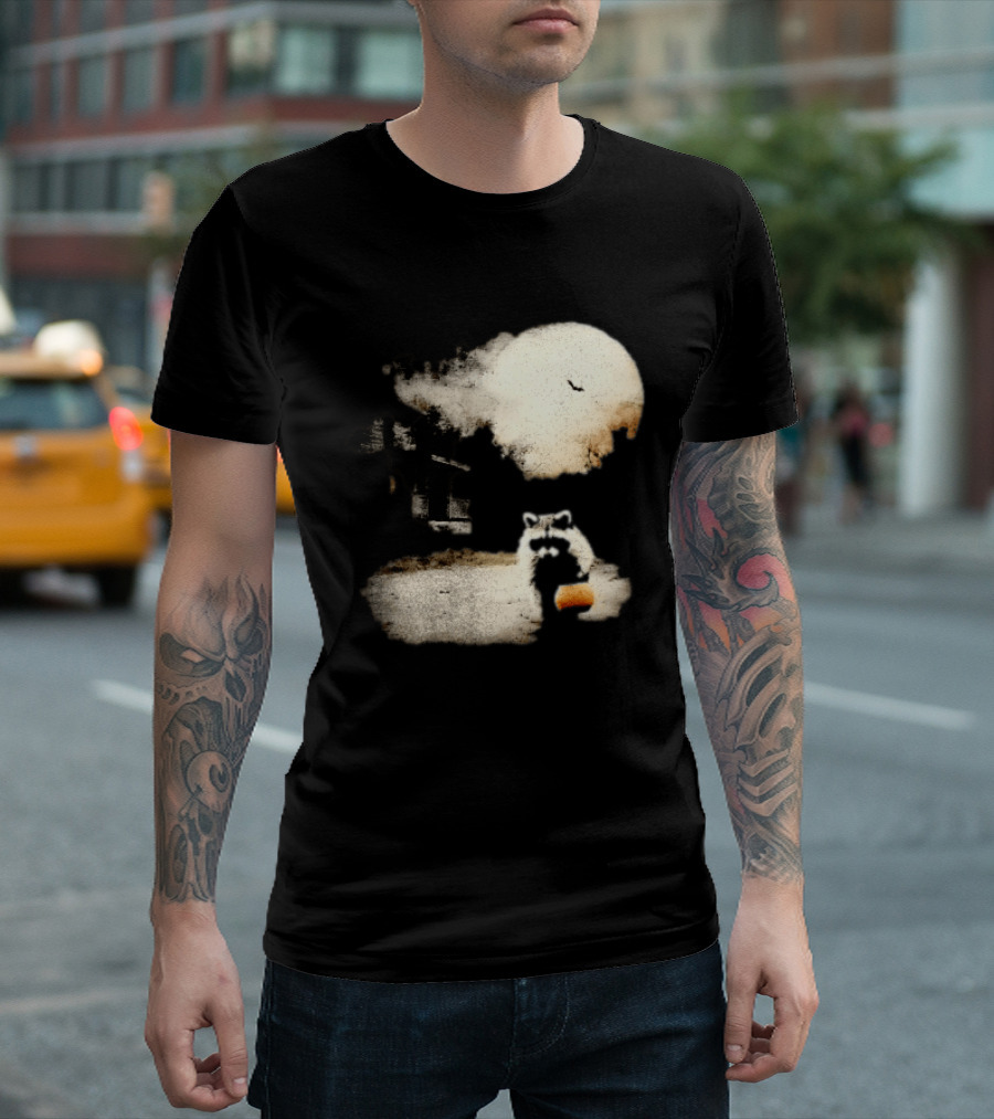 Halloween Spooky Pumpkin Raccoon Full Moon Scene T-Shirt