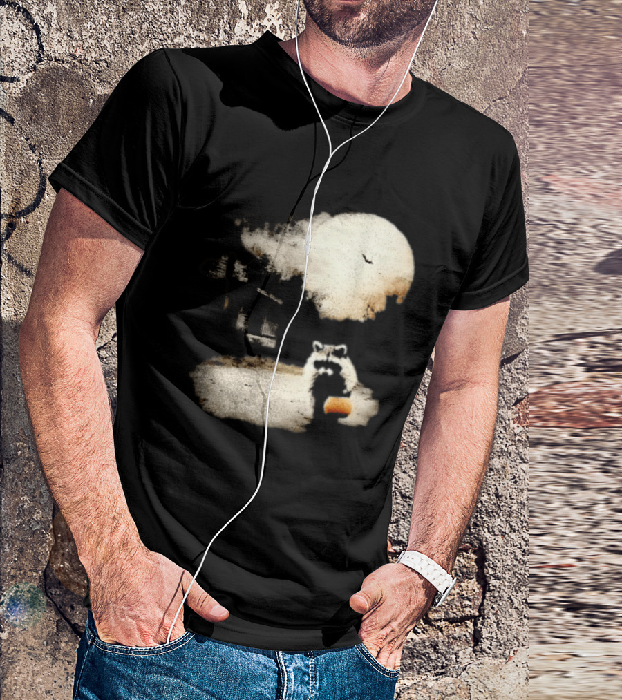Halloween Spooky Pumpkin Raccoon Full Moon Scene T-Shirt