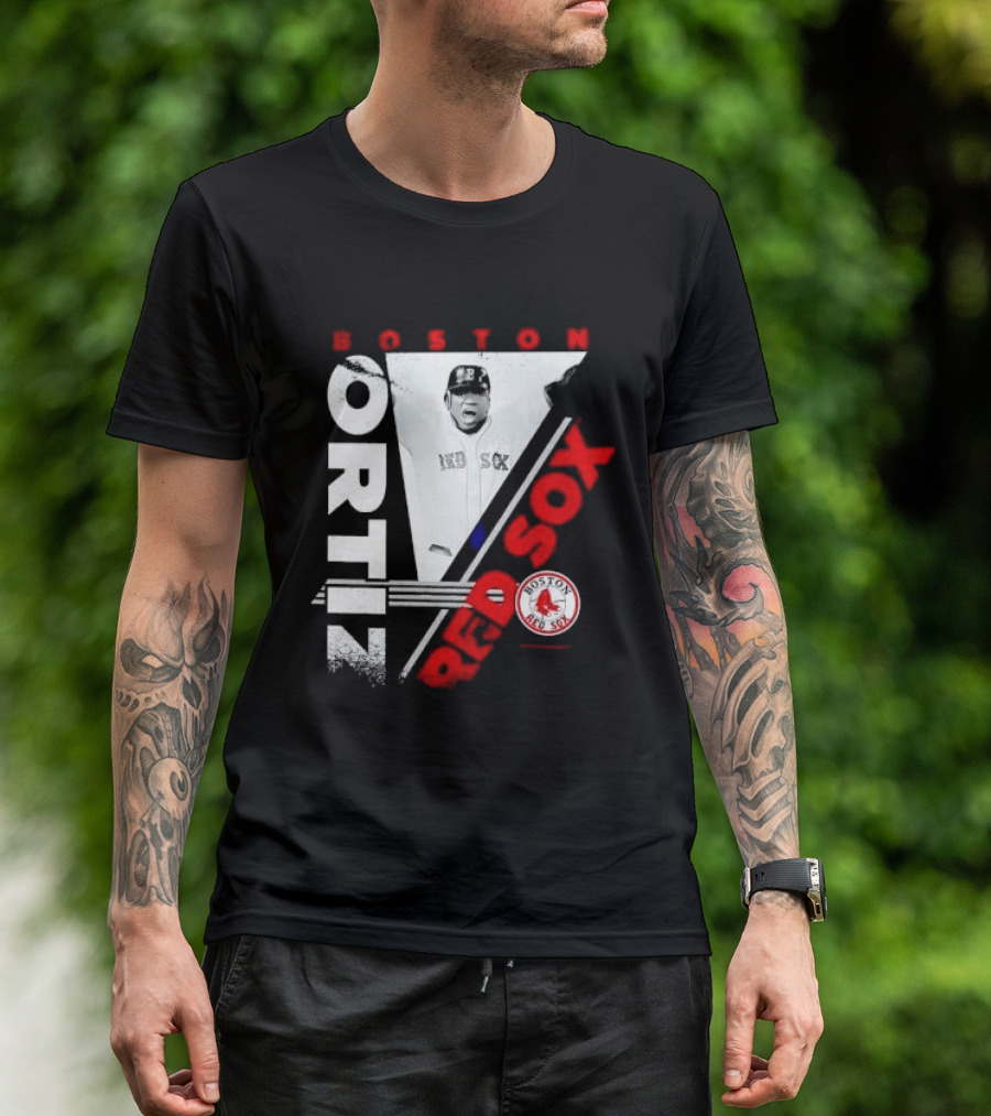 David Ortiz Boston Red Sox Celebrating T-Shirt