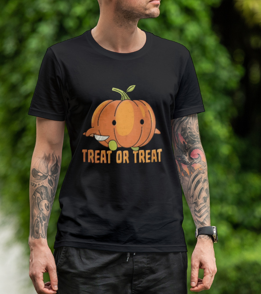 Treat Or Cartoon Pumpkin Holding Small Knife T-Shirt