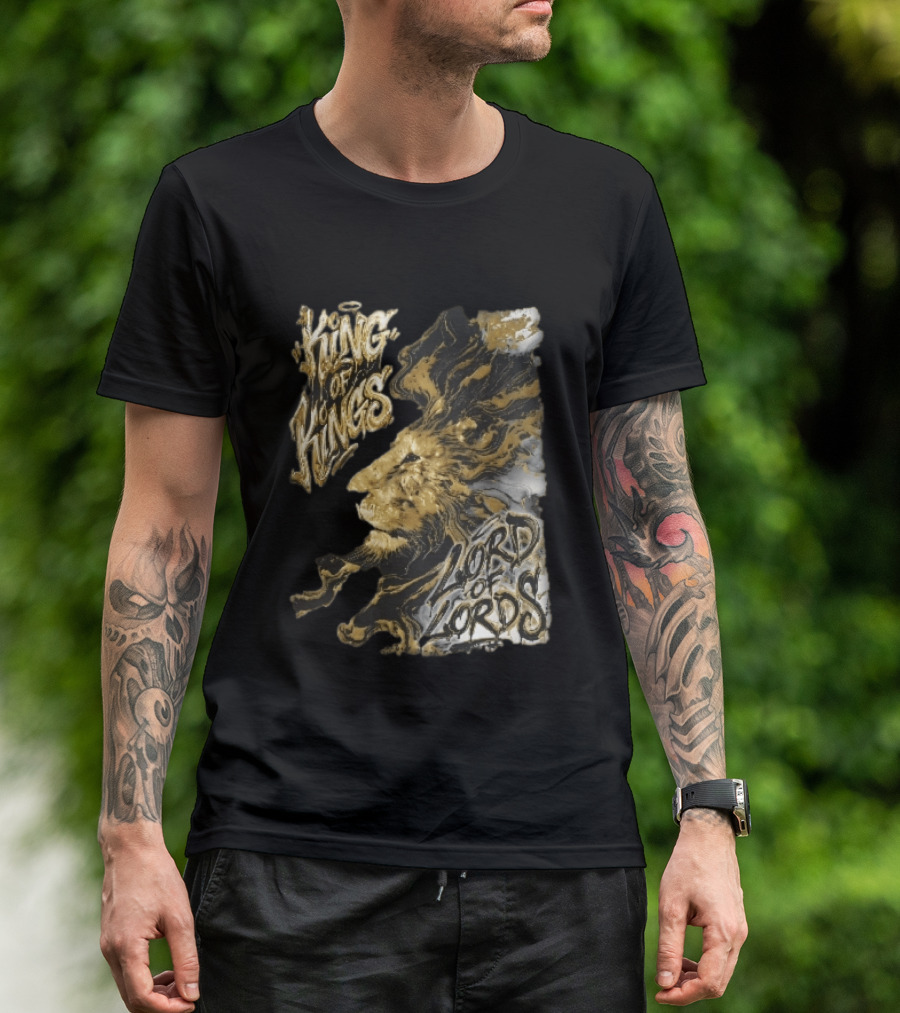 King Of Kings Lord Of Lords Golden Lion Swirling Mane T-Shirt