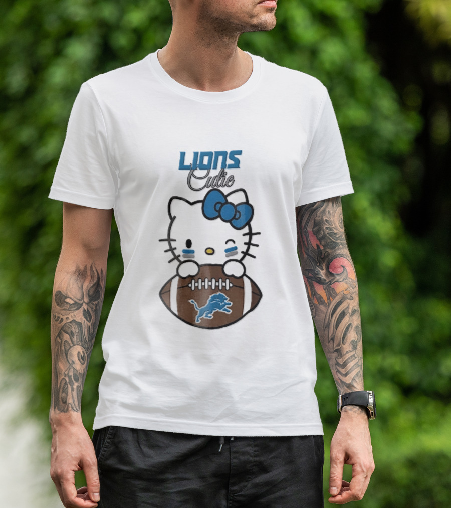 Detroit Lions Cute Cartoon Cat With Blue Bow Face Paint Football T-Shirt