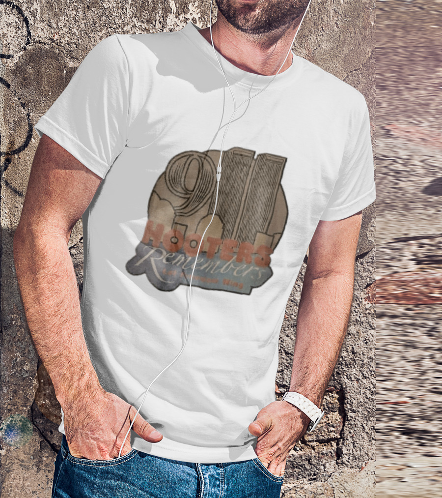 Hooters 911 Remembers Let Freedom Wing Twin Towers City Skyline T-Shirt