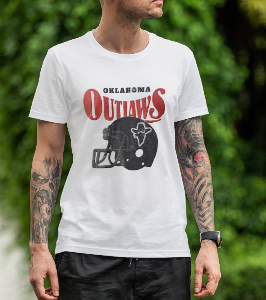 Oklahoma Outlaws Distressed Black Helmet Masked Bandit 2025 T-Shirt