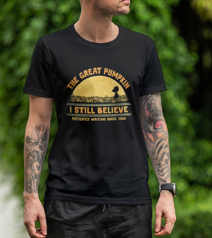 The Great Pumpkin I Still Believe Patiently Waiting Since 1966 Yellow Moon Snoopy Silhouette Distressed T-Shirt